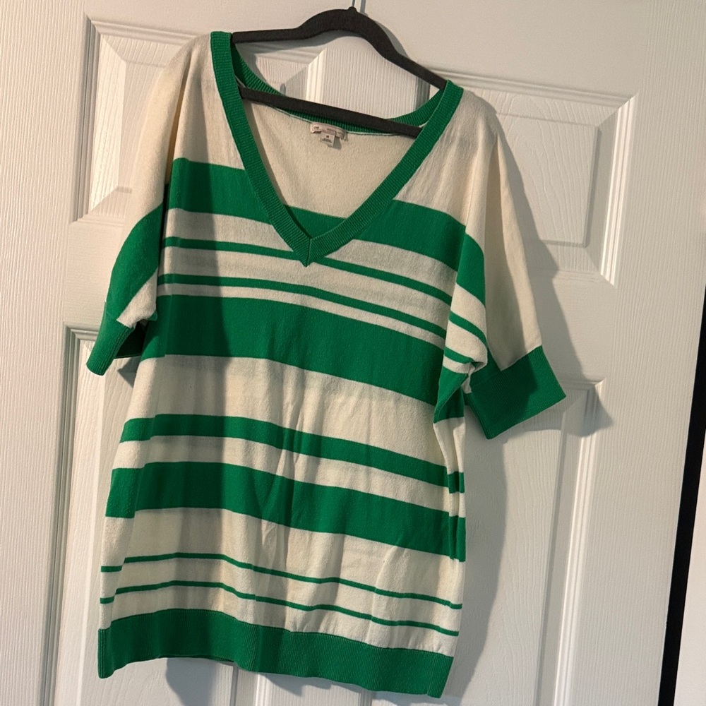 [Gap]  V-Neck Short Sleeve Sweater